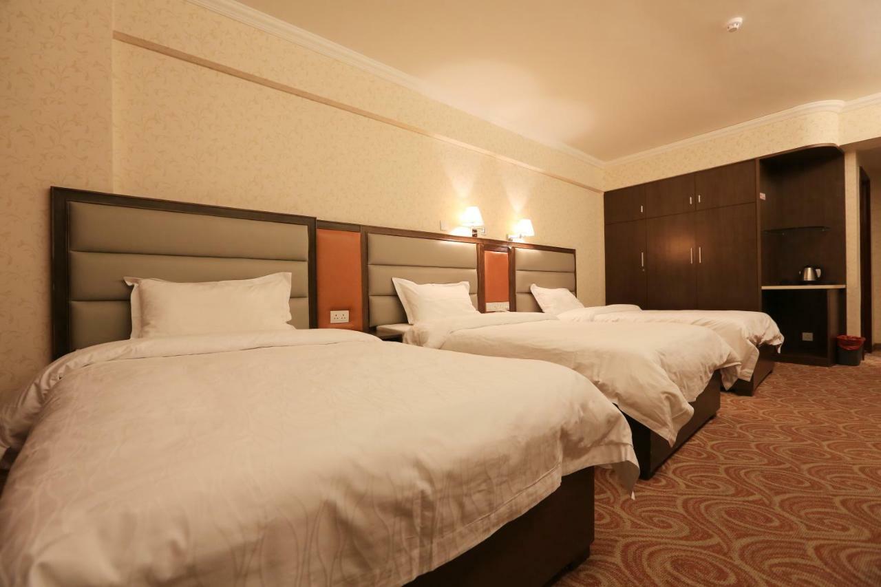 Towns Well Hotel Макао Экстерьер фото
